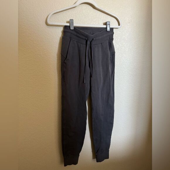 Lululemon Ready to Fleece Jogger Pant Size 2 Graphite Grey - Picture 1 of 7